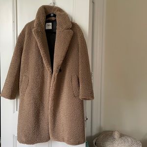 Zara teddy coat, M